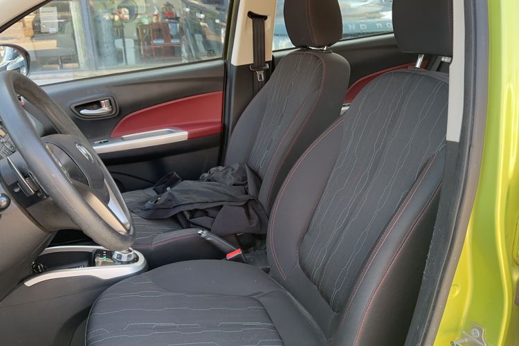 Used CHANGAN Benni 2015 1.4L IMT Luxury Model China V Standard Left Front Seat