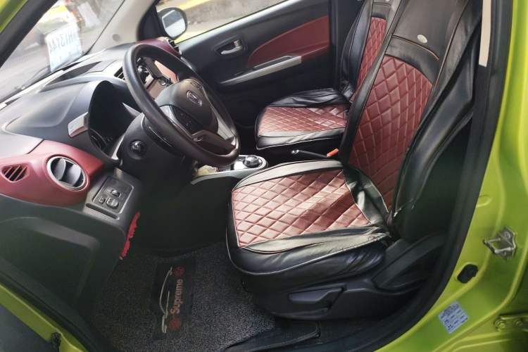 Used CHANGAN Benni 2015 1.4L IMT Luxury Model China IV Left Front Seat