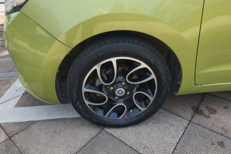 Used CHANGAN Benni 2015 1.4L IMT Luxury Model China IV Left Front Wheel Hub