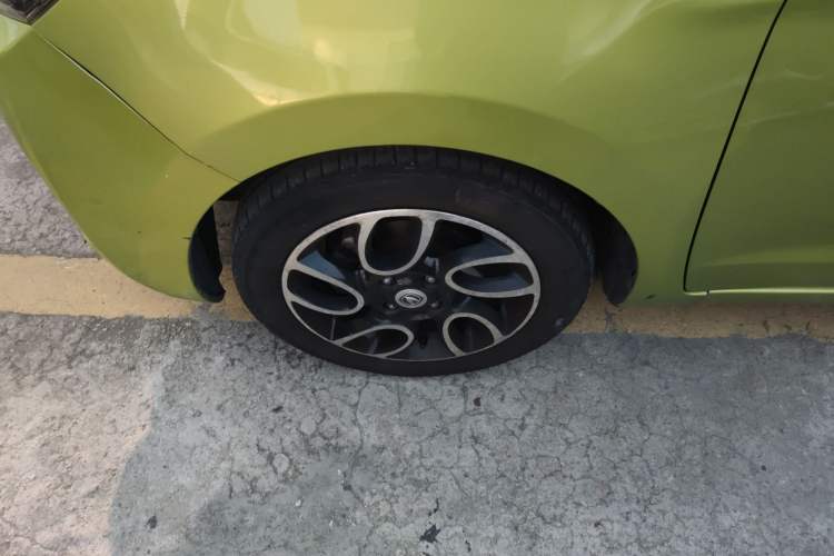 Used CHANGAN Benni 2015 1.4L IMT Prestige Model China V Standard Left Front Wheel Hub