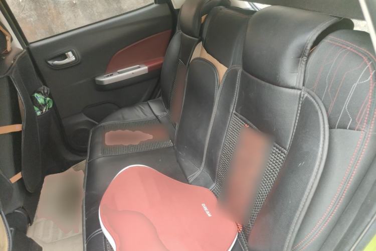 Used CHANGAN Benni 2015 1.4L IMT Prestige Model China V Standard Left Rear Seat