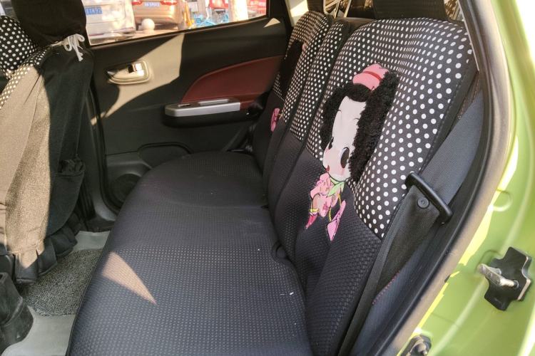 Used CHANGAN Benni 2015 1.4L IMT Prestige Model China V Standard Left Rear Seat
