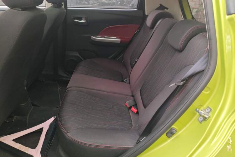 Used CHANGAN Benni 2015 1.4L IMT Sunroof Version China V Standard Left Rear Seat