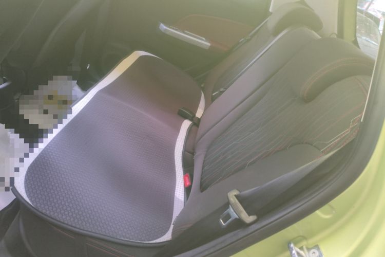 Used CHANGAN Benni 2015 1.4L IMT Prestige Model China V Standard Left Rear Seat