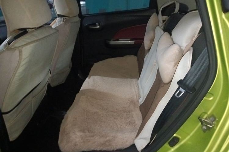 Used CHANGAN Benni 2015 1.4L IMT Prestige Model China V Standard Left Rear Seat