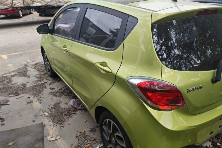 Used CHANGAN Benni 2015 1.4L IMT Sunroof Version China V Standard Left Side