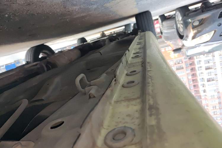 Used CHANGAN Benni 2015 1.4L IMT Prestige Model China V Standard Left Side Sill