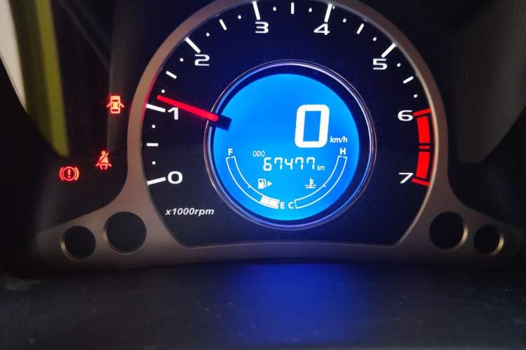 Used CHANGAN Benni 2015 1.4L Manual Luxury Model China V Standard Odometer Close Up