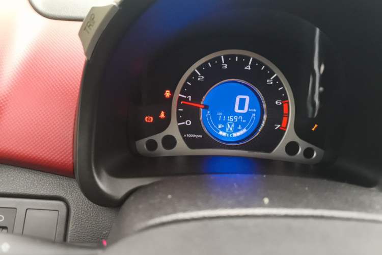Used CHANGAN Benni 2015 1.4L IMT Sunroof Version China V Standard Odometer Close Up
