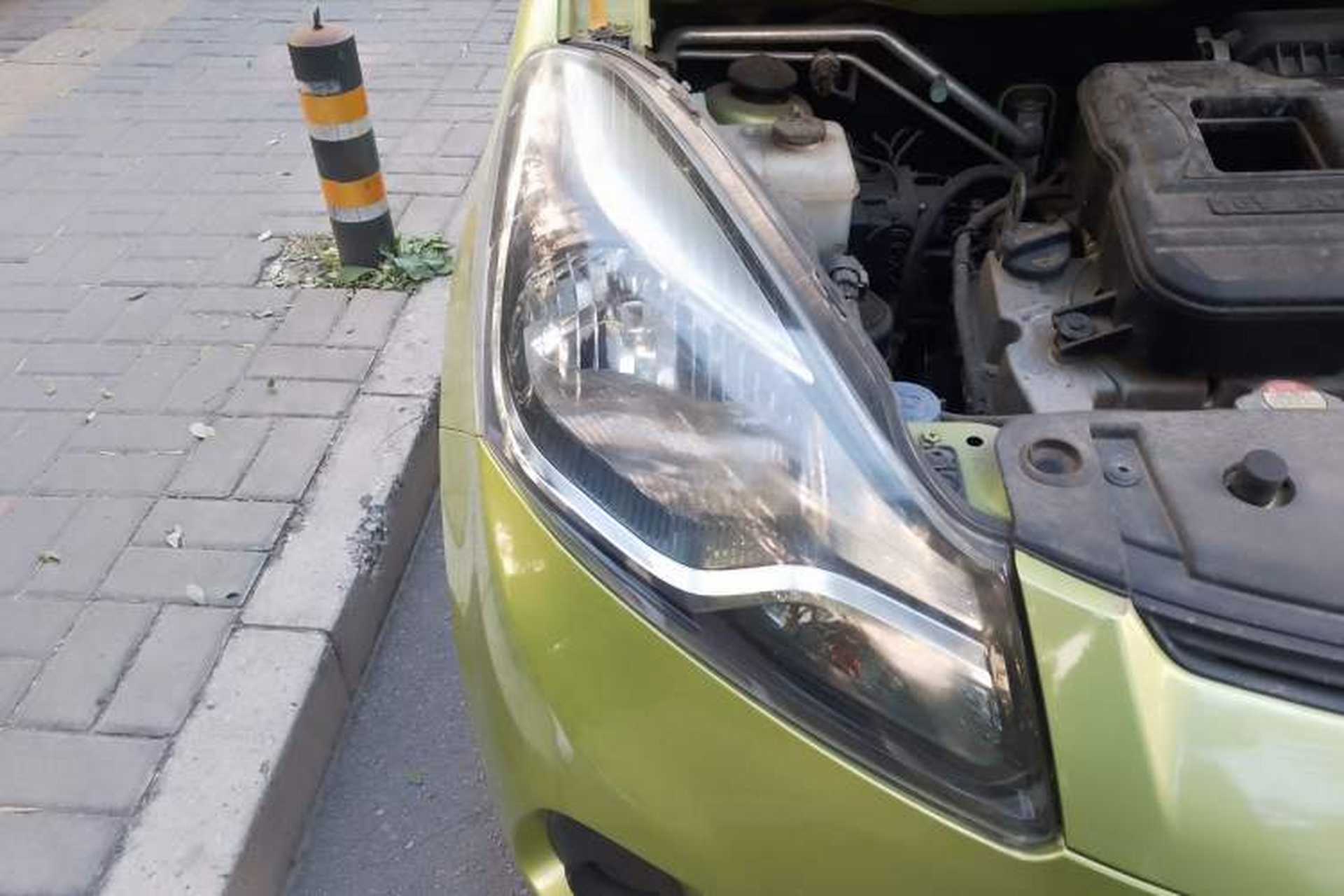 Used CHANGAN Benni 2015 1.4L IMT Prestige Model China V Standard Right Front Headlight