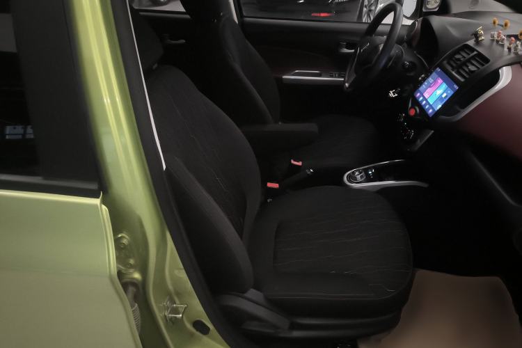Used CHANGAN Benni 2015 1.4L IMT Luxury Model China IV Right Front Seat