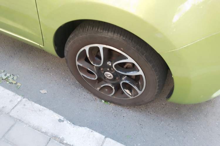 Used CHANGAN Benni 2015 1.4L IMT Prestige Model China V Standard Right Front Wheel Hub