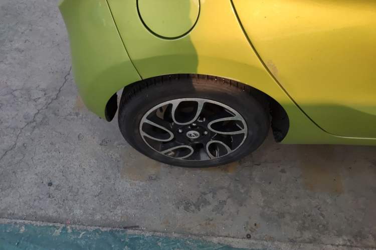 Used CHANGAN Benni 2015 1.4L IMT Prestige Model China V Standard Right Rear Wheel Hub