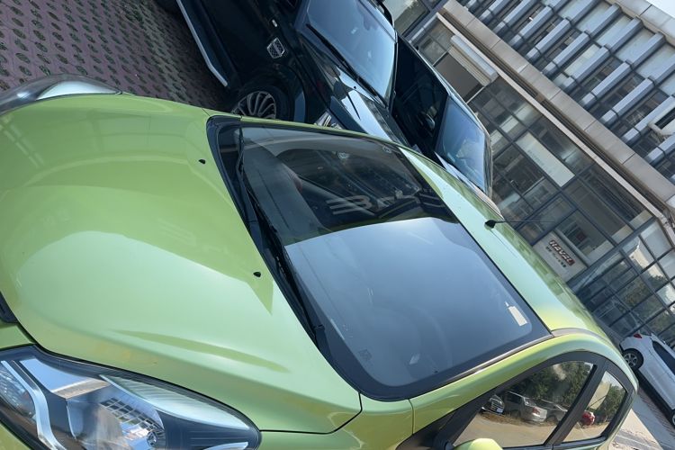 Used CHANGAN Benni 2015 1.4L IMT Luxury Model China V Standard Roof
