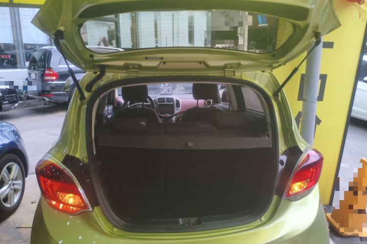 Used CHANGAN Benni 2015 1.4L IMT Prestige Model China V Standard Trunk