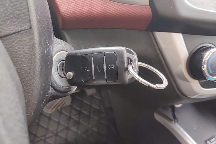 Used CHANGAN Benni 2015 1.4L IMT Luxury Model China V Standard Vehicle Key