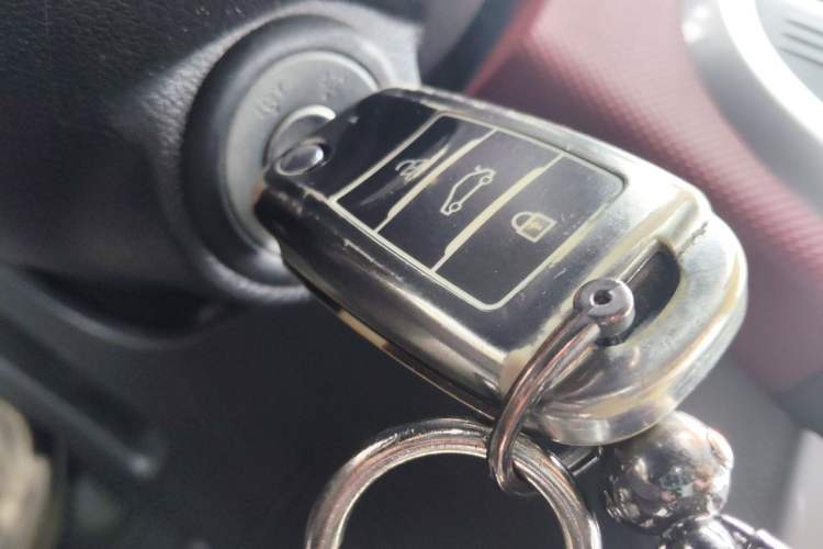 Used CHANGAN Benni 2015 1.4L IMT Luxury Model China V Standard Vehicle Key