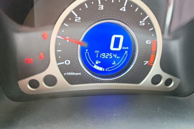 Used CHANGAN Benni 2015 1.4L Manual Luxury Model China V Standard Odometer Close Up