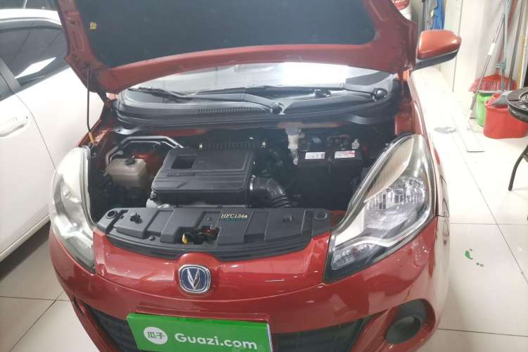 Used CHANGAN Benni 2015 1.4L IMT Prestige Model China V Standard Engine Bay