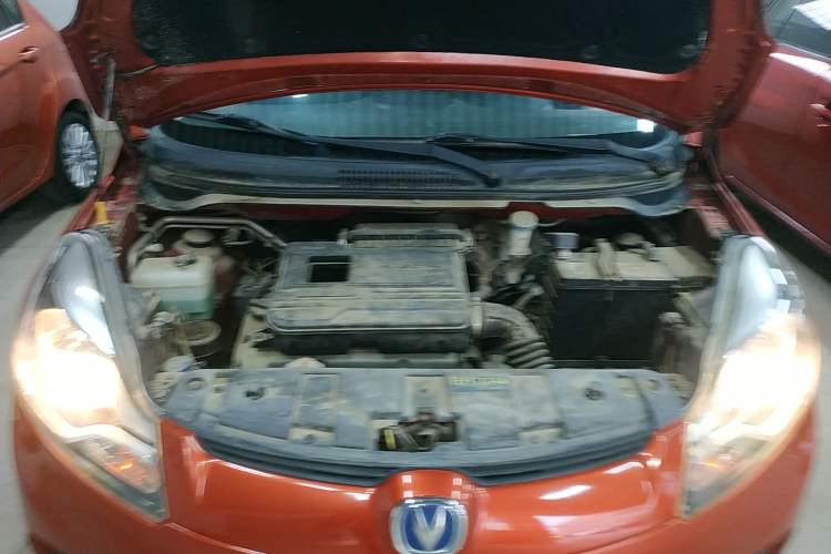 Used CHANGAN Benni 2015 1.4L Manual Luxury Model China V Standard Engine Bay
