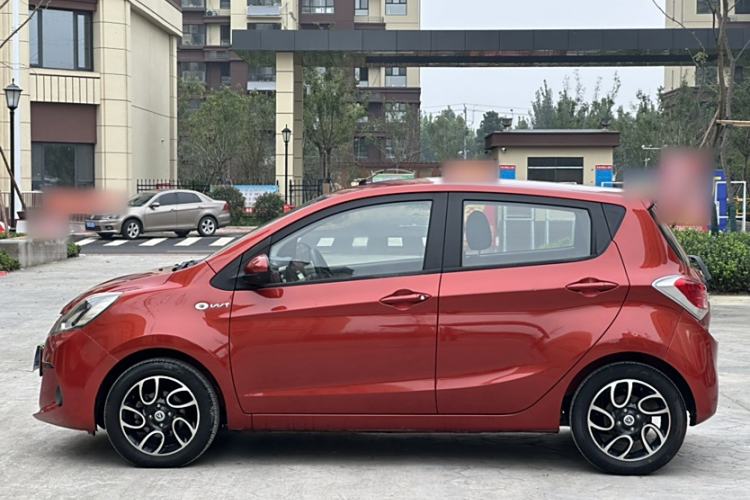 Used CHANGAN Benni 2015 1.4L IMT Prestige Model China V Standard Exterior 5