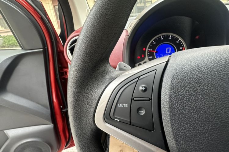 Used CHANGAN Benni 2015 1.4L IMT Prestige Model China V Standard Interior 11