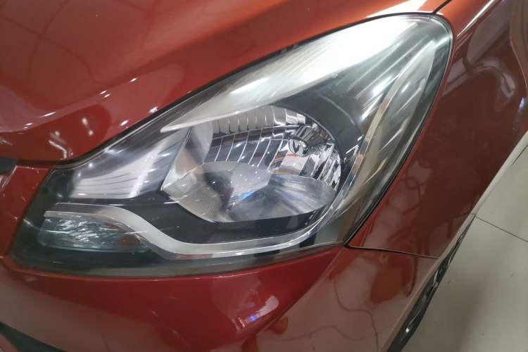 Used CHANGAN Benni 2015 1.4L IMT Prestige Model China V Standard Left Front Headlight
