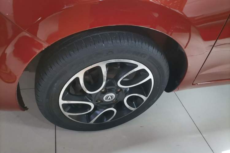 Used CHANGAN Benni 2015 1.4L IMT Prestige Model China V Standard Left Front Wheel Hub
