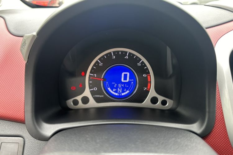 Used CHANGAN Benni 2015 1.4L IMT Prestige Model China V Standard Odometer Close Up