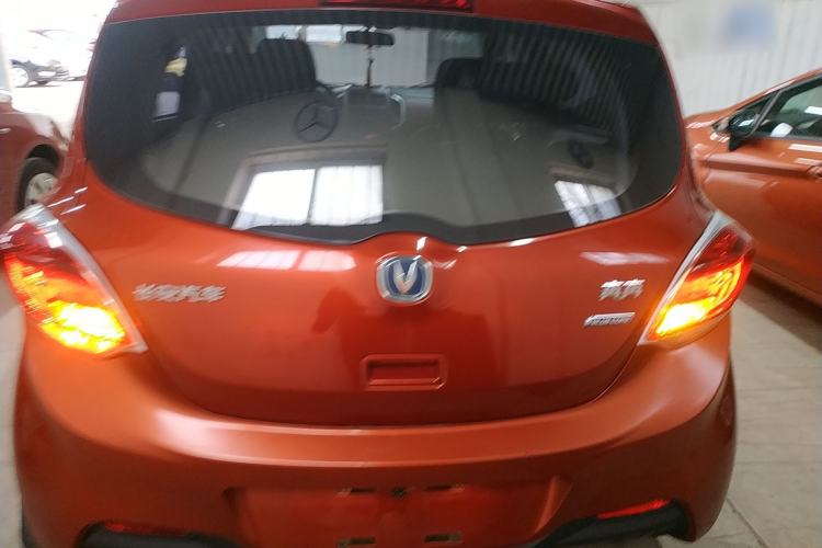 Used CHANGAN Benni 2015 1.4L Manual Luxury Model China V Standard Rear