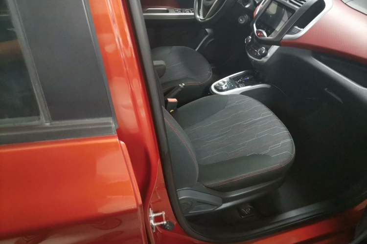 Used CHANGAN Benni 2015 1.4L IMT Prestige Model China V Standard Right Front Seat