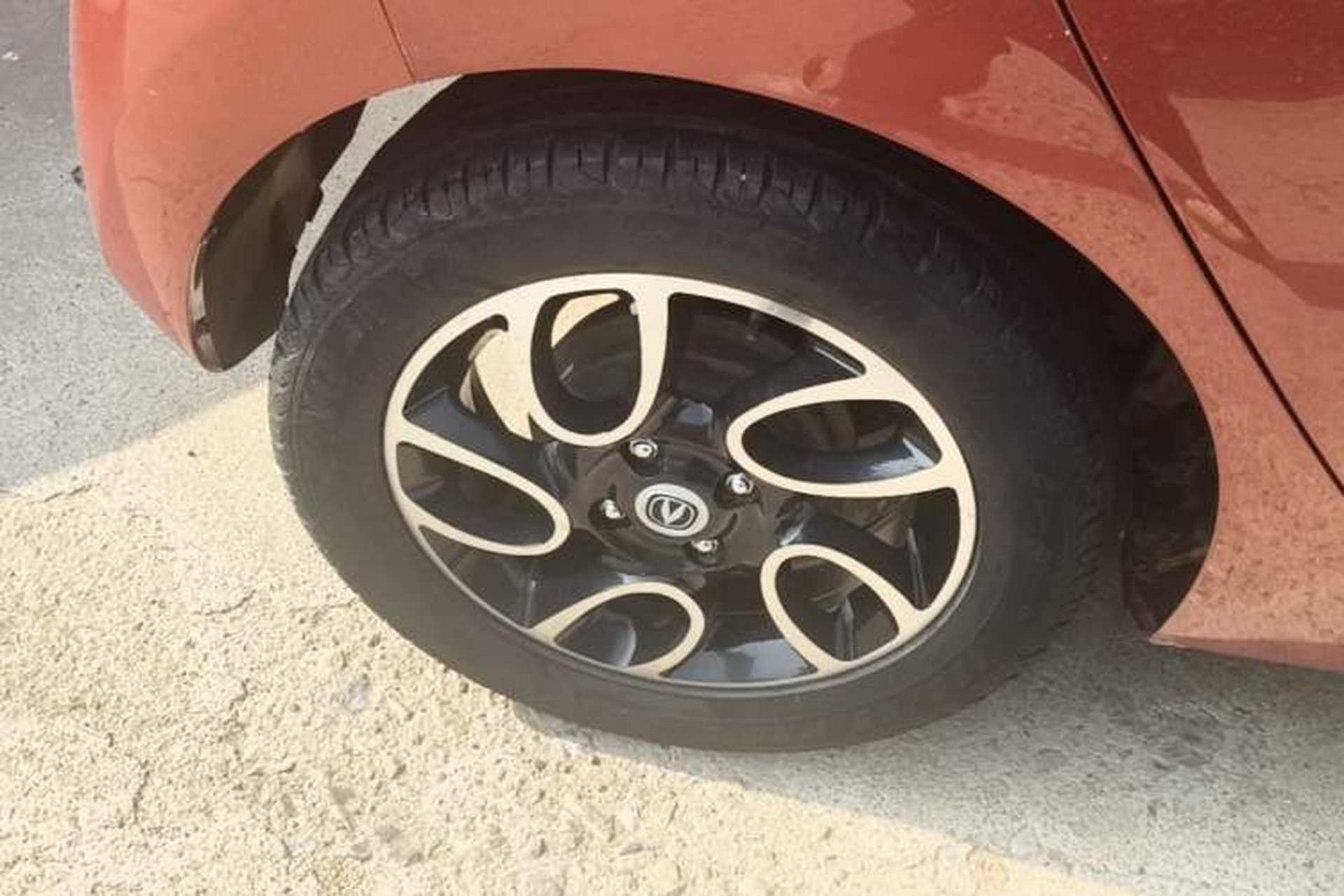Used CHANGAN Benni 2015 1.4L Manual Luxury Model China V Standard Right Rear Wheel Hub