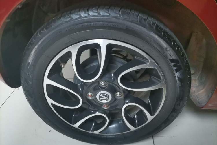 Used CHANGAN Benni 2015 1.4L IMT Prestige Model China V Standard Right Rear Wheel Hub