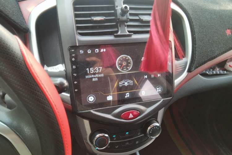 Used CHANGAN Benni 2015 1.4L IMT Luxury Model China V Standard Audio And AC Panel