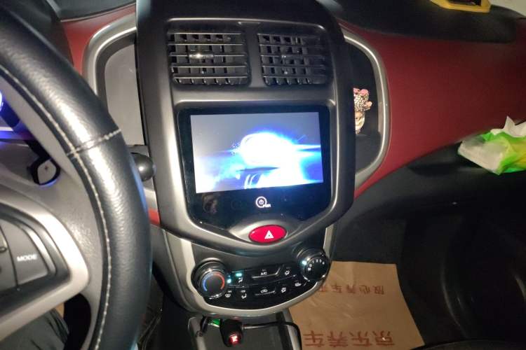 Used CHANGAN Benni 2015 1.4L IMT Luxury Model China IV Audio And AC Panel