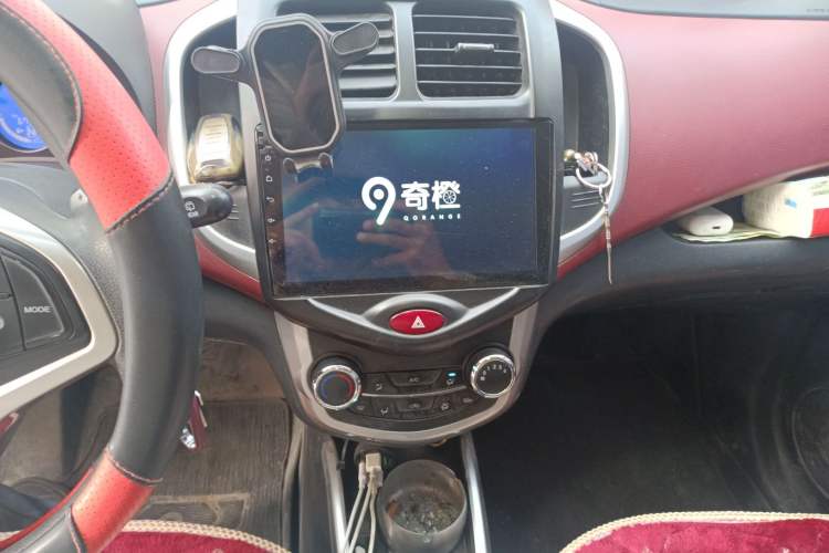 Used CHANGAN Benni 2015 1.4L IMT Prestige Model China V Standard Audio And AC Panel