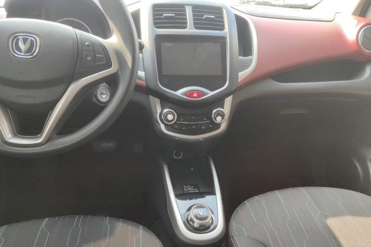Used CHANGAN Benni 2015 1.4L IMT Prestige Model China V Standard Audio And AC Panel