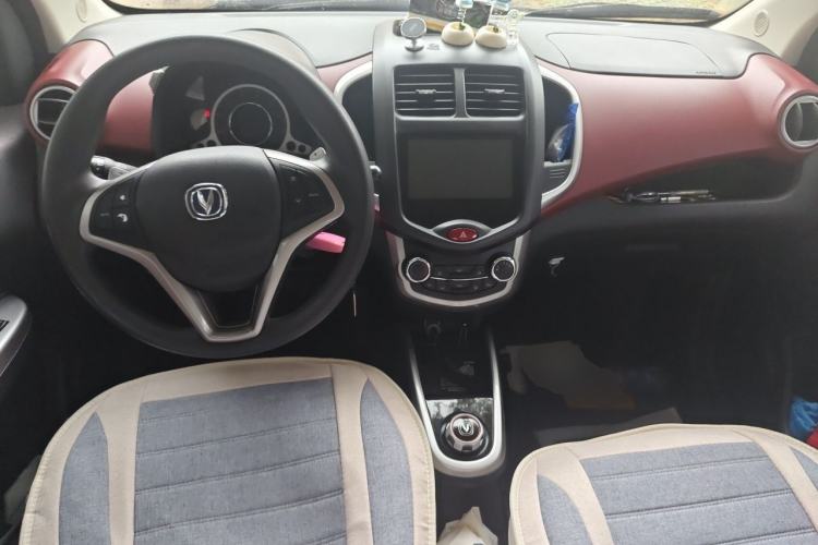 Used CHANGAN Benni 2015 1.4L IMT Luxury Model China IV Center Console