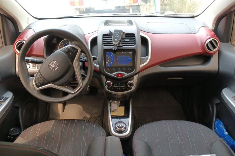 Used CHANGAN Benni 2015 1.4L IMT Prestige Model China V Standard Center Console