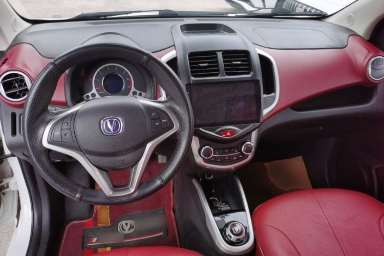 Used CHANGAN Benni 2015 1.4L IMT Prestige Model China V Standard Center Console