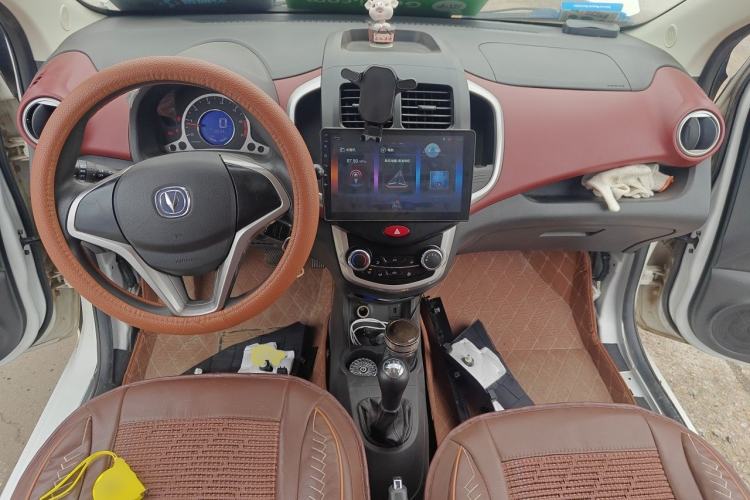 Used CHANGAN Benni 2015 1.4L Manual Luxury Model China V Standard Center Console