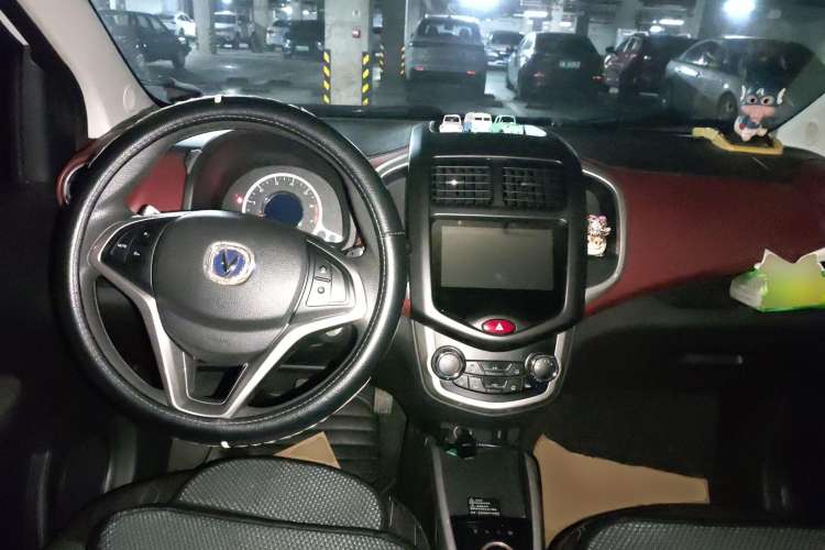 Used CHANGAN Benni 2015 1.4L IMT Luxury Model China IV Center Console