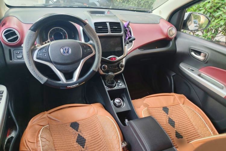 Used CHANGAN Benni 2015 1.4L IMT Prestige Model China V Standard Center Console