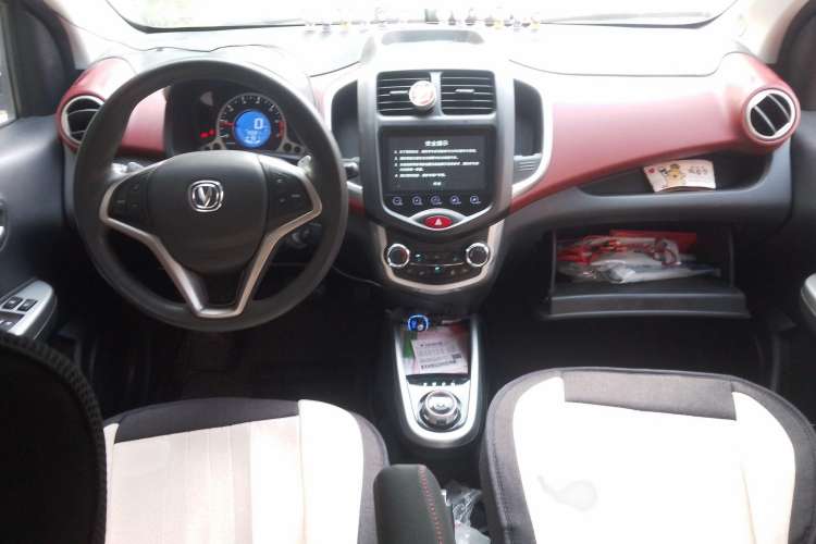 Used CHANGAN Benni 2015 1.4L IMT Prestige Model China V Standard Center Console