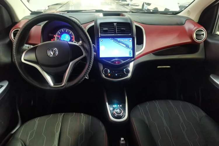 Used CHANGAN Benni 2015 1.4L IMT Luxury Model China V Standard Center Console