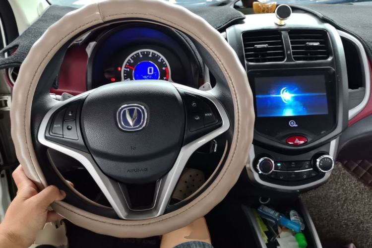 Used CHANGAN Benni 2015 1.4L IMT Luxury Model China IV Center Console