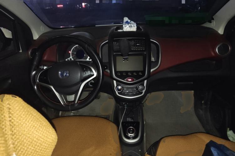 Used CHANGAN Benni 2015 1.4L IMT Sunroof Version China IV Standard Center Console
