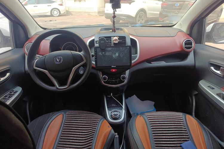 Used CHANGAN Benni 2015 1.4L IMT Luxury Model China V Standard Center Console