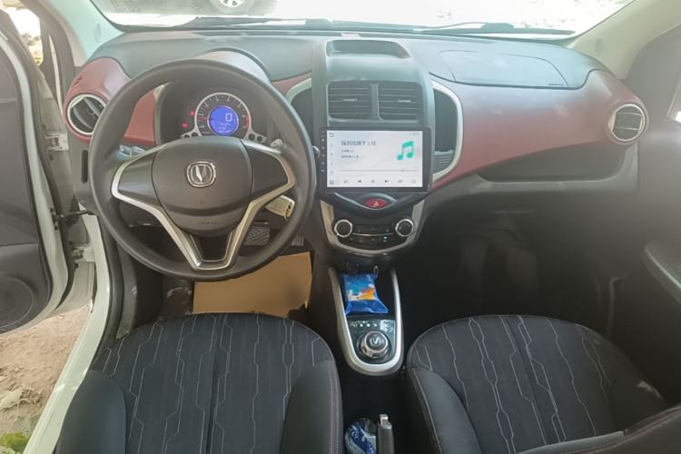 Used CHANGAN Benni 2015 1.4L IMT Luxury Model China V Standard Center Console