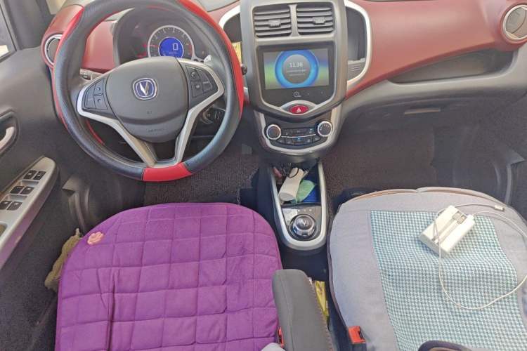 Used CHANGAN Benni 2015 1.4L IMT Prestige Model China V Standard Center Console